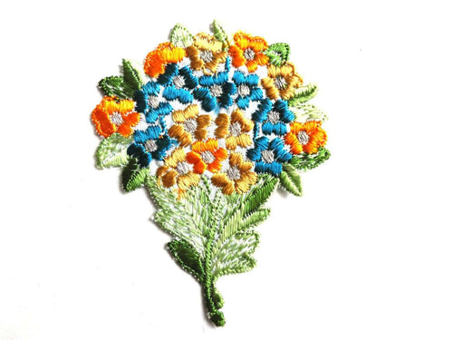 UpperDutch:Sewing Supplies,Flower applique, 1930s vintage embroidered applique. Vintage floral patch, sewing supply.