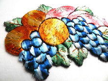 UpperDutch:Sewing Supplies,Fruit patch, Fruit basket applique, 1930s vintage embroidered applique. Vintage patch, sewing supply.