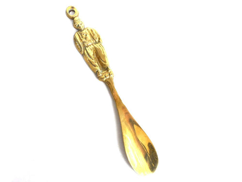 UpperDutch:Home and Decor,Shoe Horn. Shoe Spoon. Antique brass shoe horn.