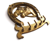 UpperDutch:Home and Decor,Key rack, brass Key Rack With a Horse, Horse Shoe, Equestrian rack. Horses, small hooks, key storage, horse decoration.
