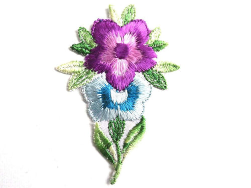 UpperDutch:Sewing Supplies,Flower applique, 1930s vintage embroidered applique. Vintage floral patch, sewing supply.