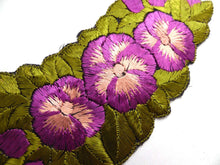 UpperDutch:Sewing Supplies,Floral Trim Applique, 1930s embroidered applique. Vintage patch, sewing supply.