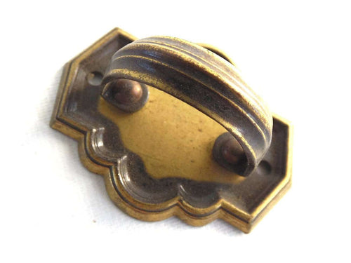 UpperDutch:Hooks and Hardware,1 (ONE) Small Handle, Antique small Cabinet Pull, Vintage Door Knob, Drawer Handle.