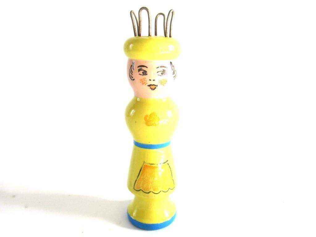 Vintage Wooden Knitting Doll, French Knitting, Bobbin Doll, Sewing sup