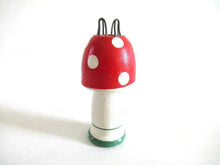 UpperDutch:Knitting doll,Wooden Mushroom Knitting Doll, French Knitting, Knitting Nancy, Bobbin Doll, Mushroom, Knitting Nancy.