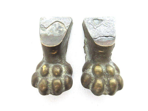 UpperDutch:Lion paw,Set 2 pcs Small Brass Lion Paws, Antique Solid Brass Claws / Feet.