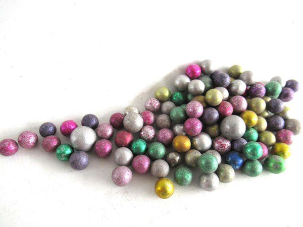 UpperDutch:Marbles,Antique Marbles, Mix of 100 Very Small Rare Clay Marbles, mixed colors. Colored Jewelry supply.