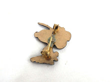 UpperDutch:,A lovely vintage Snoopy pin. Peanuts - Snoopy. Collectible Snoopy pin - Baseball.