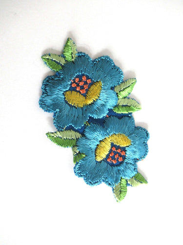UpperDutch:,Flower applique 1930s vintage embroidered applique. Vintage floral patch, sewing supply.