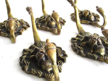 UpperDutch:,1 (ONE) Antique Solid Brass Lion Head Coat hook - Wall hook, Made in England.