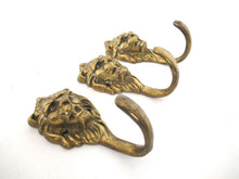 UpperDutch:Wall hook,Set 3 pcs Brass Lion Head Coat hook - Wall hooks, Solid Brass hooks, Kitchen / Towel hooks.
