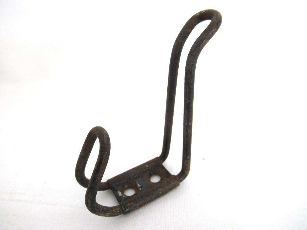 Set of 7 Wire Coat Hooks, Rusty Chipped Wall hook, Shabby Wall